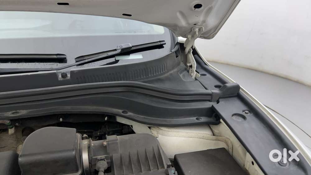 Mahindra Xuv700 2.2 Ax 5 Diesel At Str, 2023, Diesel