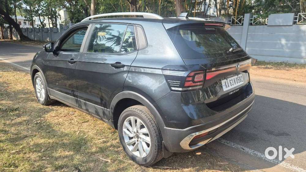 Volkswagen Taigun Highline Plus 1.0tsi At, 2022, Petrol