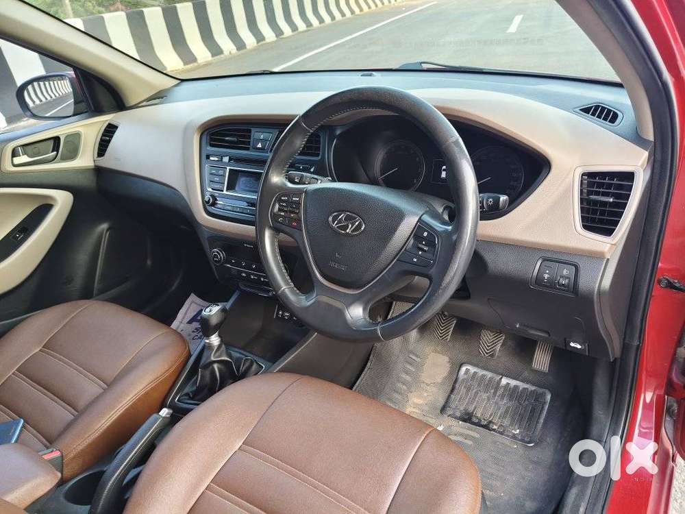 Hyundai I20 Petrol Asta Option, 2015, Petrol