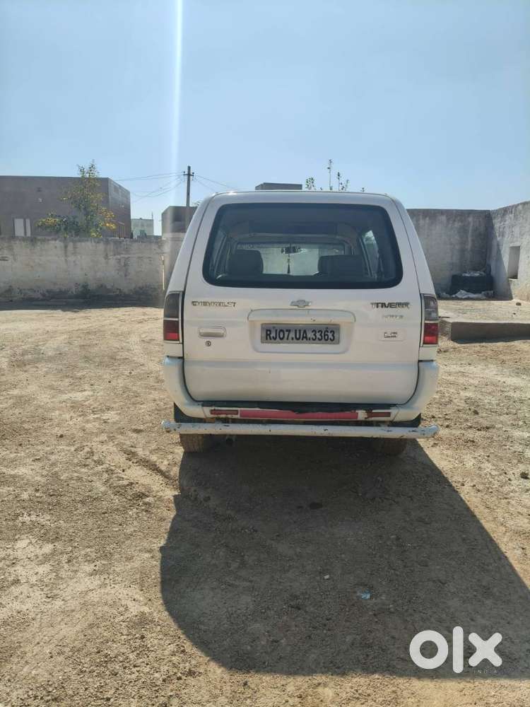 Chevrolet Tavera 2012 Diesel 295000 Km Driven