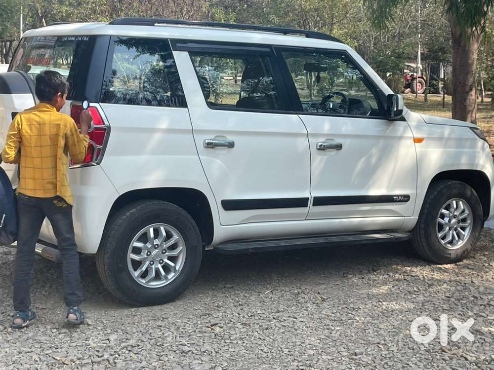 Mahindra Tuv 300 2017 डीज़ल Well Maintained