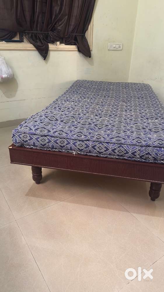 2 single bed with cotton mattress