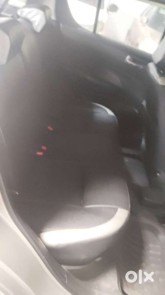 Maruti Suzuki Swift Vxi, 2016, Petrol