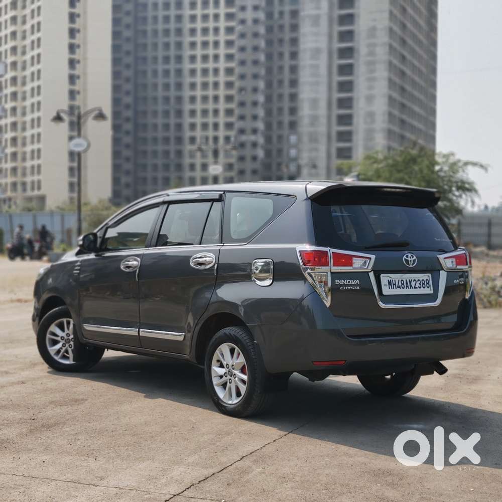 Toyota Innova Crysta 2016 Diesel Well Maintained
