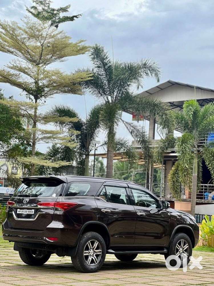 Toyota Fortuner 4x2 Mt 2.7 Petrol, 2016, Petrol