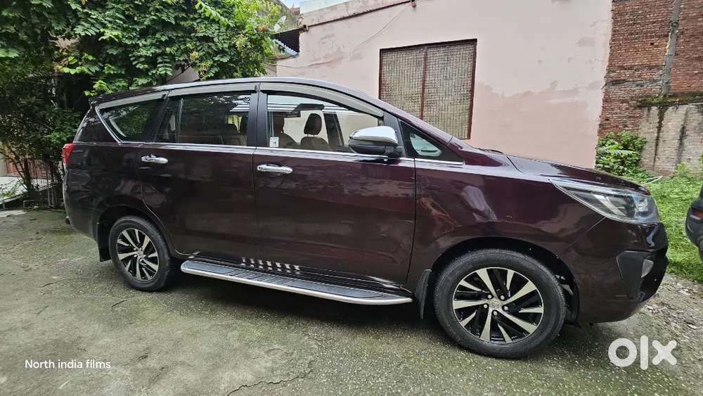 Toyota Innova Crysta 2016 Diesel Manual New Tyre And Baterry