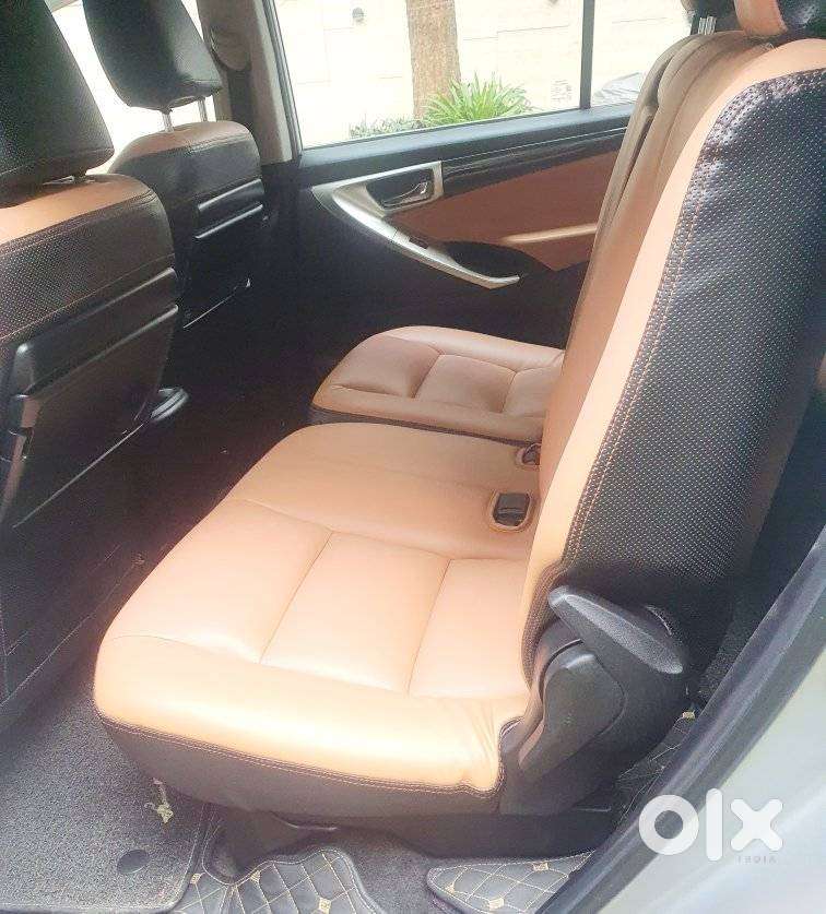 Toyota Innova Crysta 2.4 Vx Mt 8s, 2016, Diesel