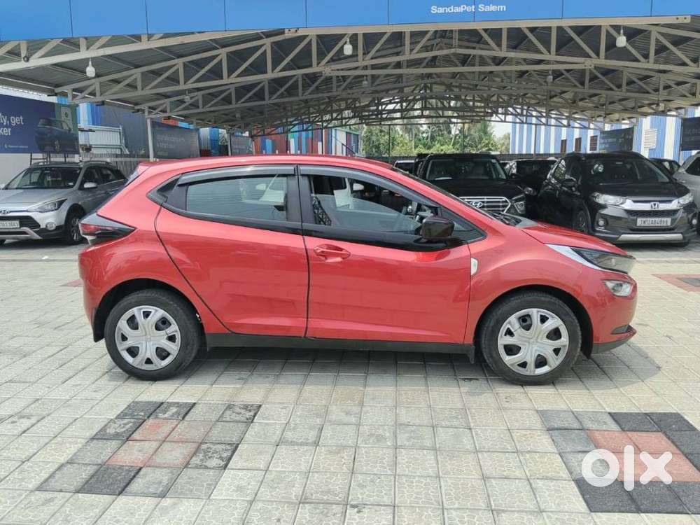 Tata Altroz 1.2 Xm Plus, 2021, Petrol