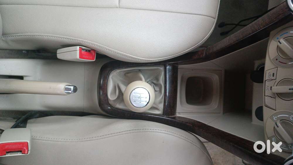 Maruti Suzuki Swift Dzire Vxi 1.2, 2014, Petrol