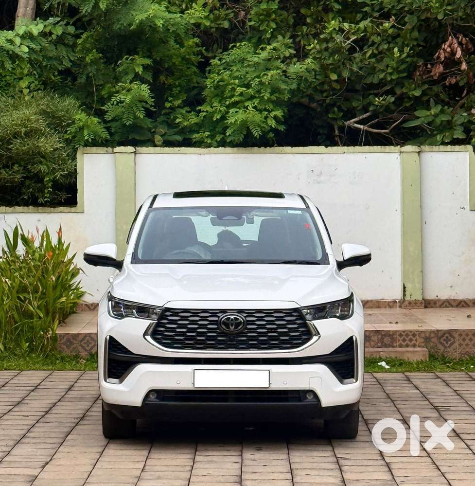 Toyota Innova Hycross Zx(o), 2023, Petrol