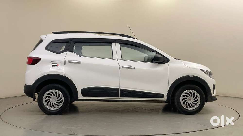 Renault Triber Rxe, 2021, Petrol