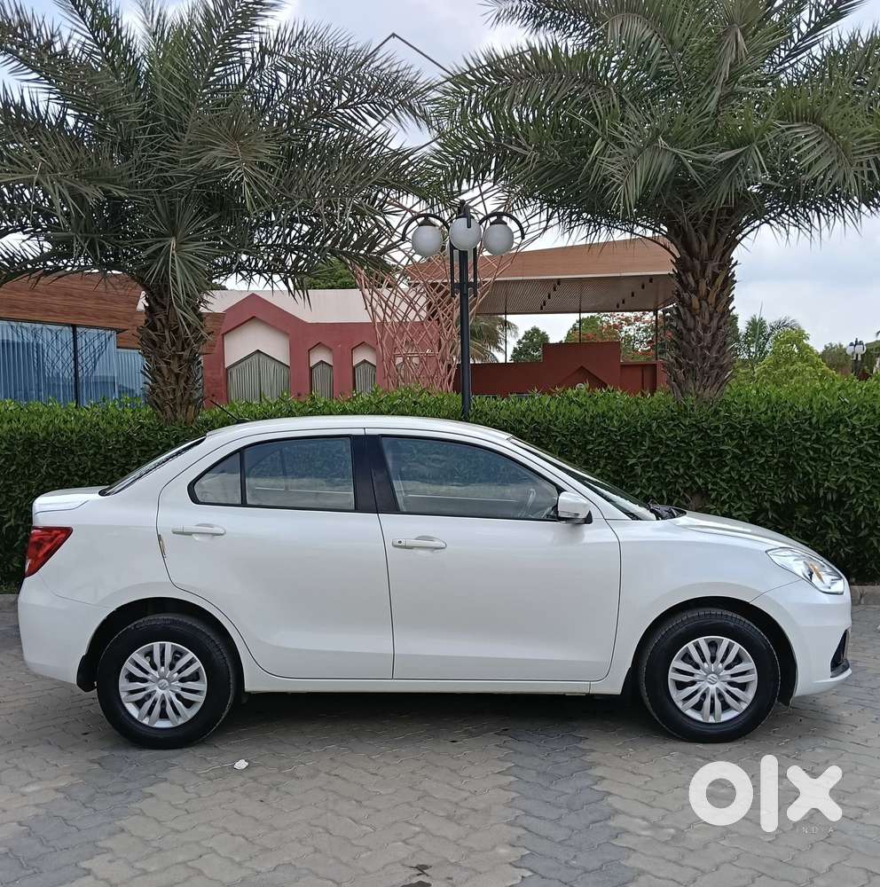 Maruti Suzuki Dzire 1.2 Vxi Amt, 2020, Petrol