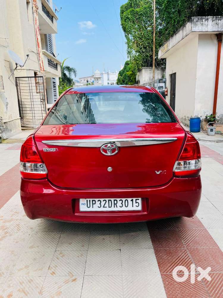 Toyota Etios Liva, 2011, Petrol