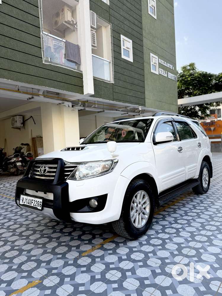 Toyota Fortuner 3.0 4x2 Automatic, 2013, Diesel