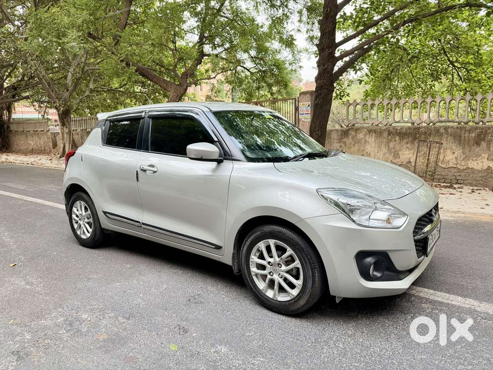 Maruti Suzuki Swift Zxi Plus Amt Dual Tone, 2018, Petrol