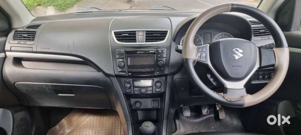 Maruti Suzuki Swift Vvt Zxi, 2015, Petrol