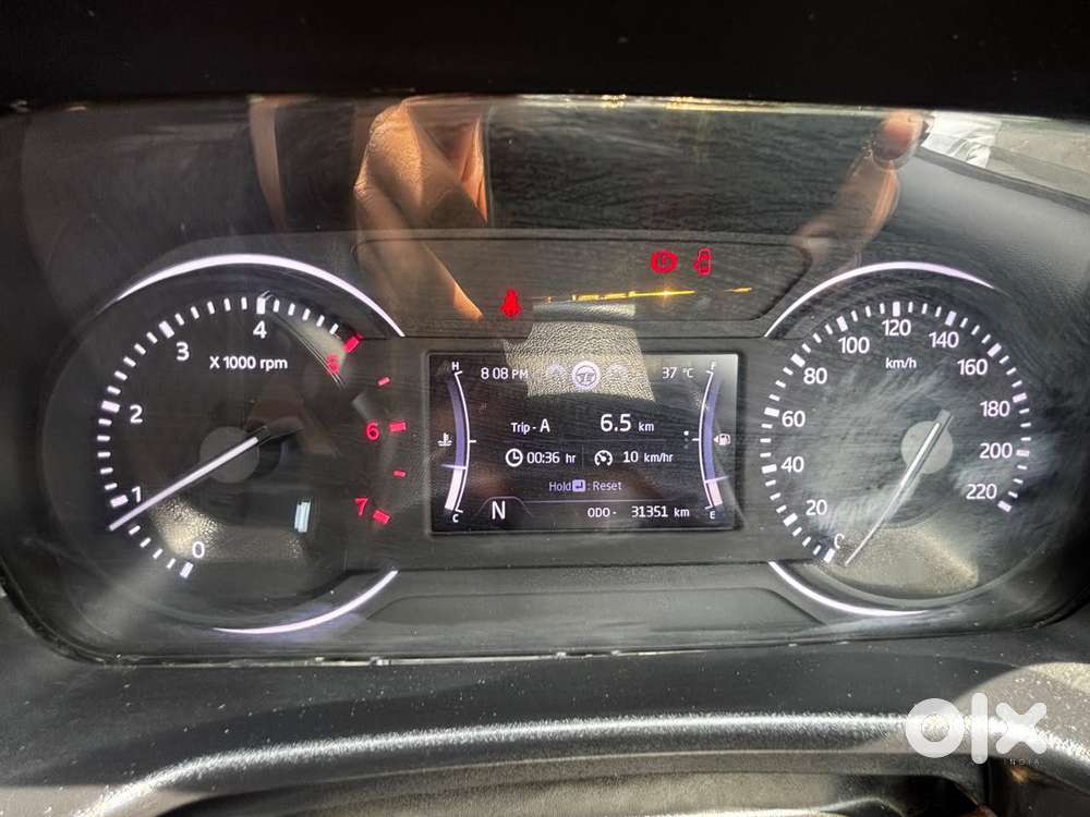Mahindra Scorpio-n 2.2 Z2 Diesel Mt 7 Str, 2023, Diesel
