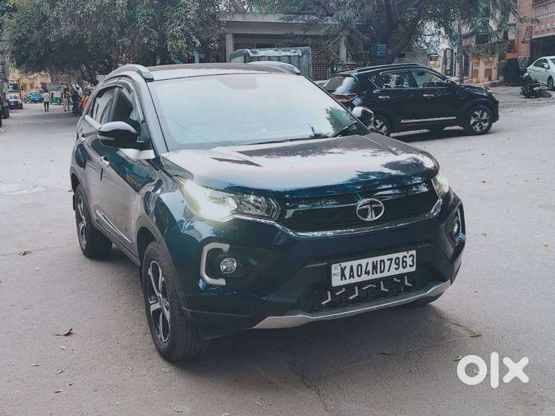 Tata Nexon 1.5 Revotorq Xza Plus S Amt, 2023, Petrol