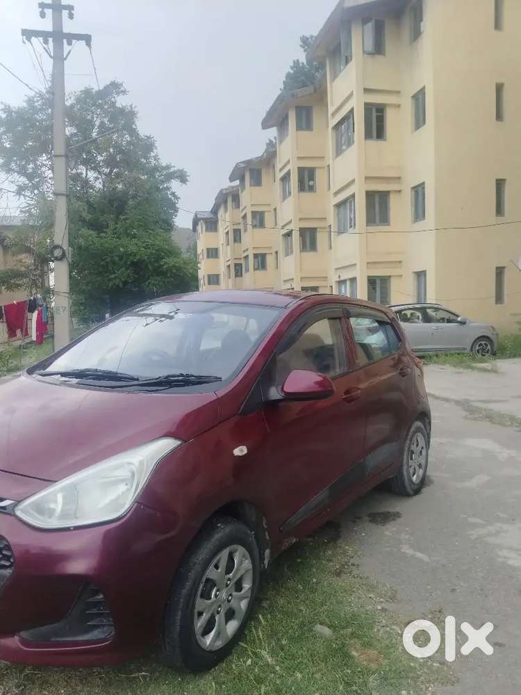 Hyundai Grand I10 2015 Diesel 92000 Km Driven