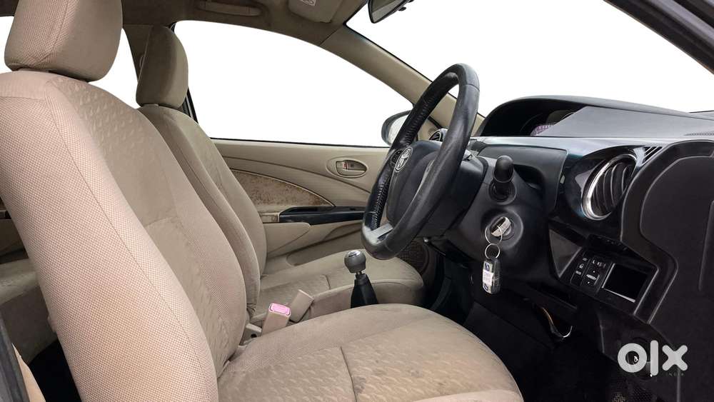 Toyota Etios Liva 1.2 Vx, 2017, Petrol