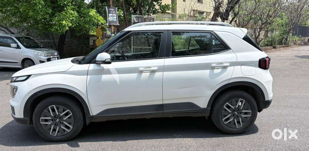 Hyundai Venue Sx (o) Mt 1.5 Diesel, 2022, Diesel