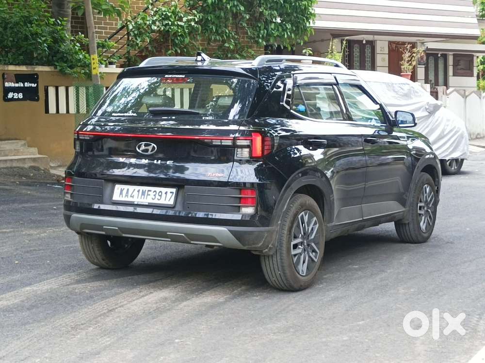 Hyundai Venue 1.0 S (o) Turbo Dct, 2024, Petrol