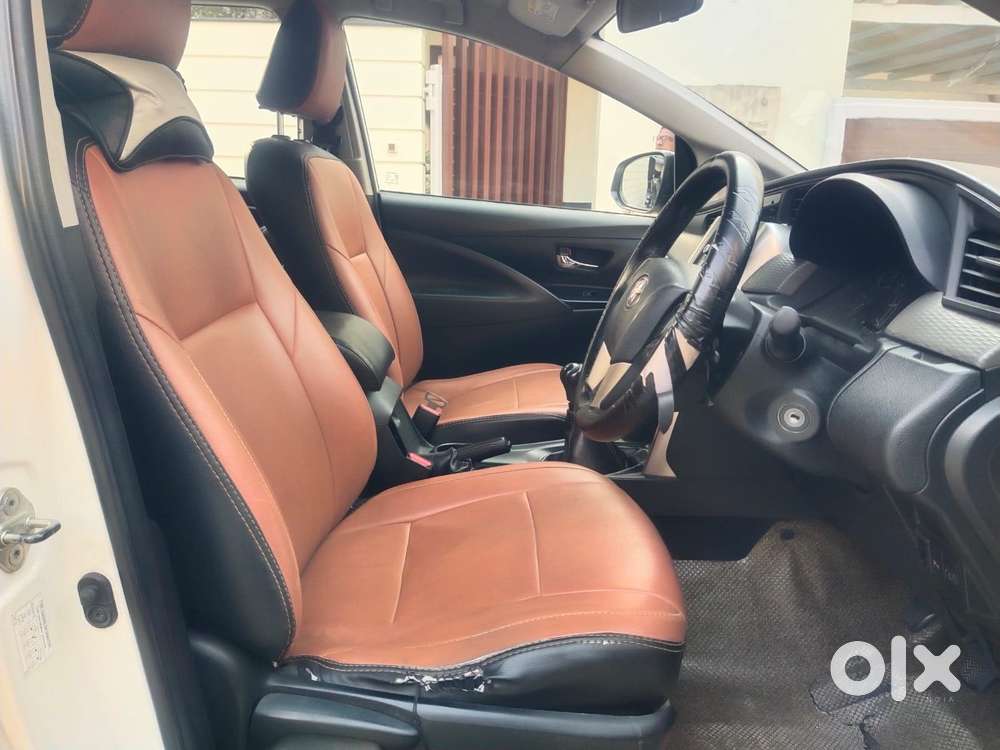 Toyota Innova Crysta 2.4 G Mt 8s, 2017, Diesel