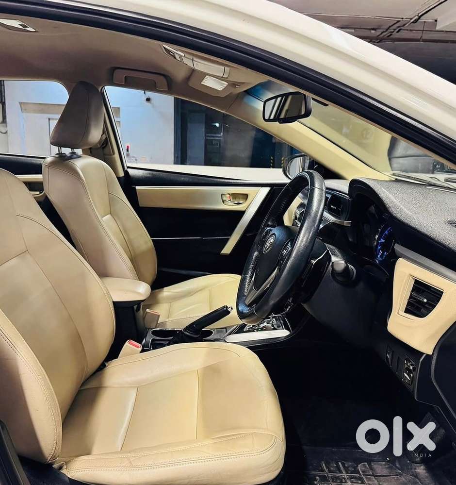 Toyota Corolla Altis Petrol 2016