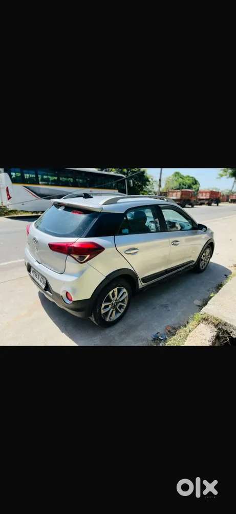 Hyundai I20 Active 2015 Petrol 70000 Km Driven