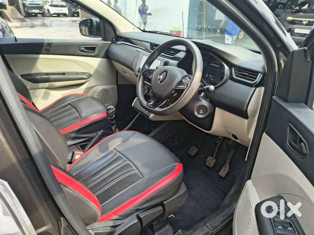 Renault Triber Rxt, 2022, Petrol