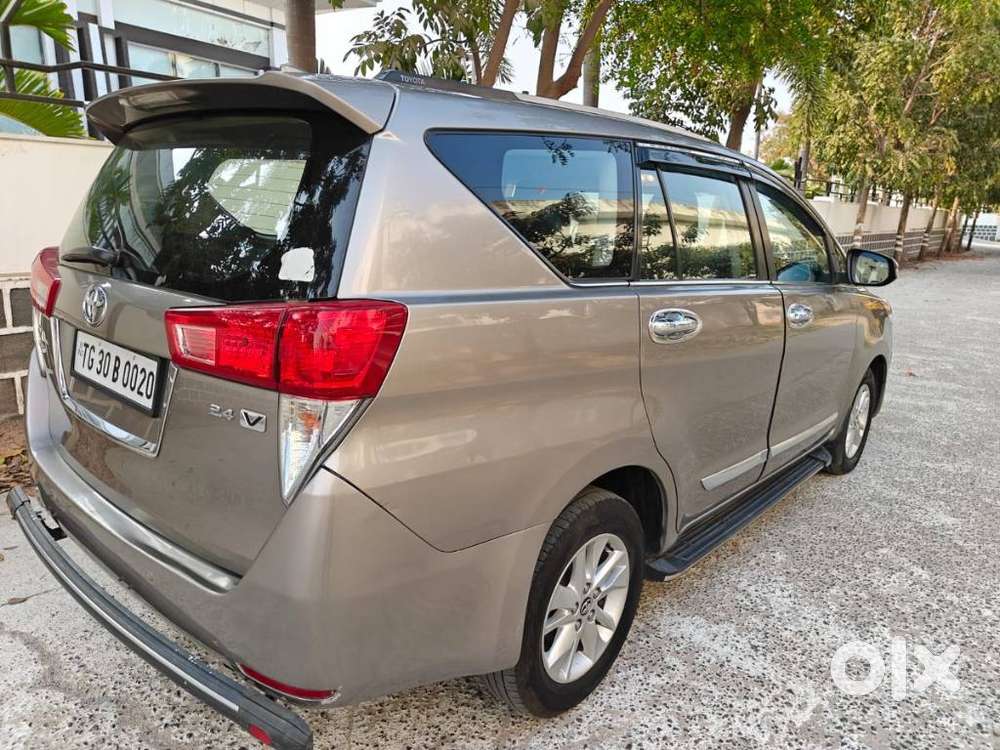 Toyota Innova Crysta 2.4 V, 2018, Diesel