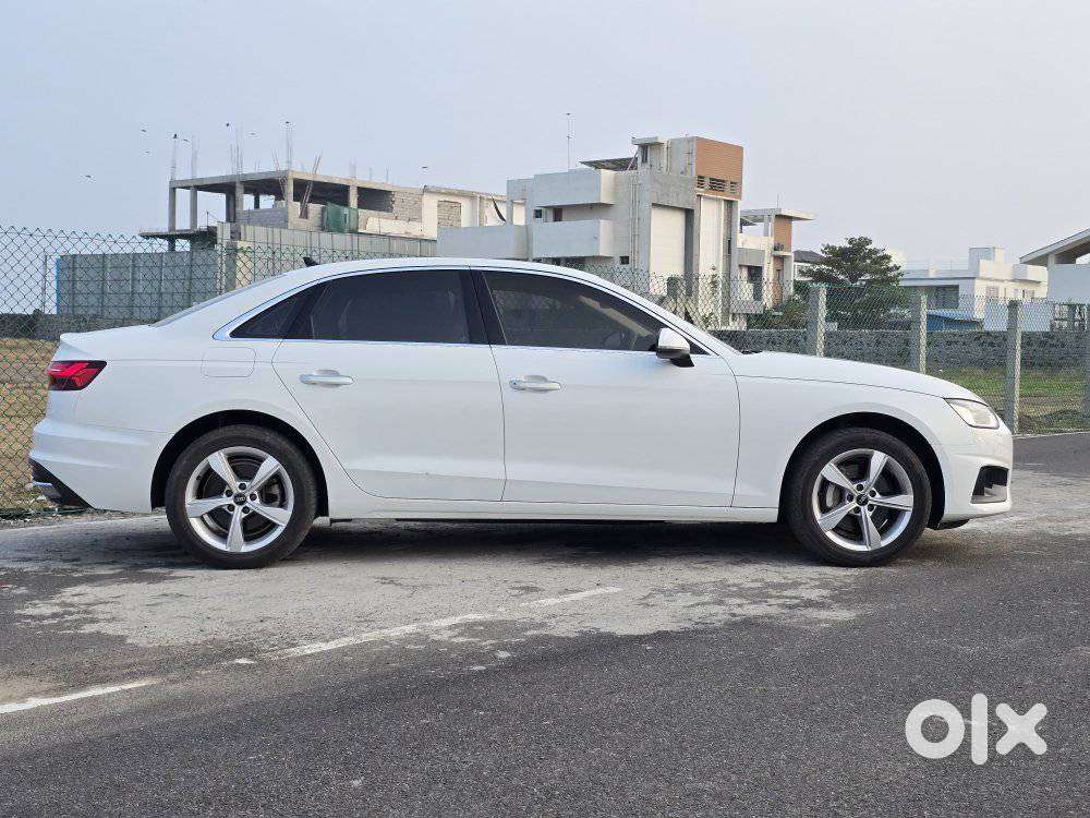 Audi A4 2.0 Premium Plus 40 Tfsi, 2023, Petrol
