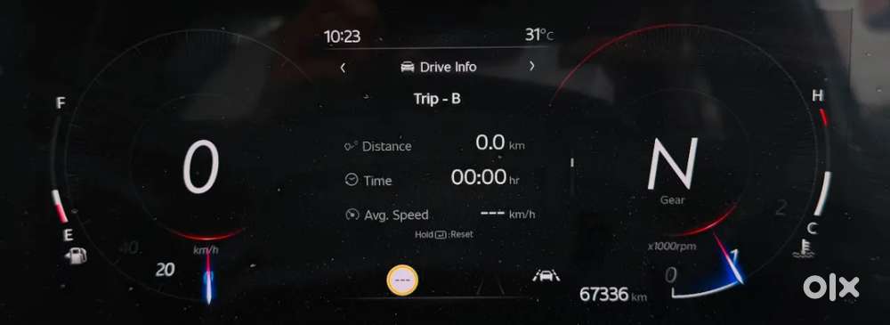 Mahindra Xuv700 2.2 Ax 7 Diesel Mt Luxury Pack Str, 2023, Diesel