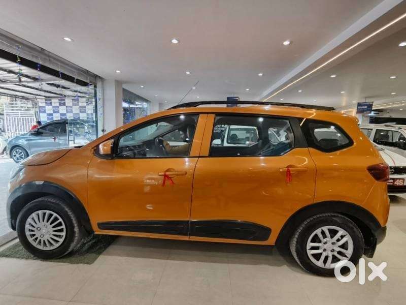 Renault Triber Rxl, 2021, Petrol