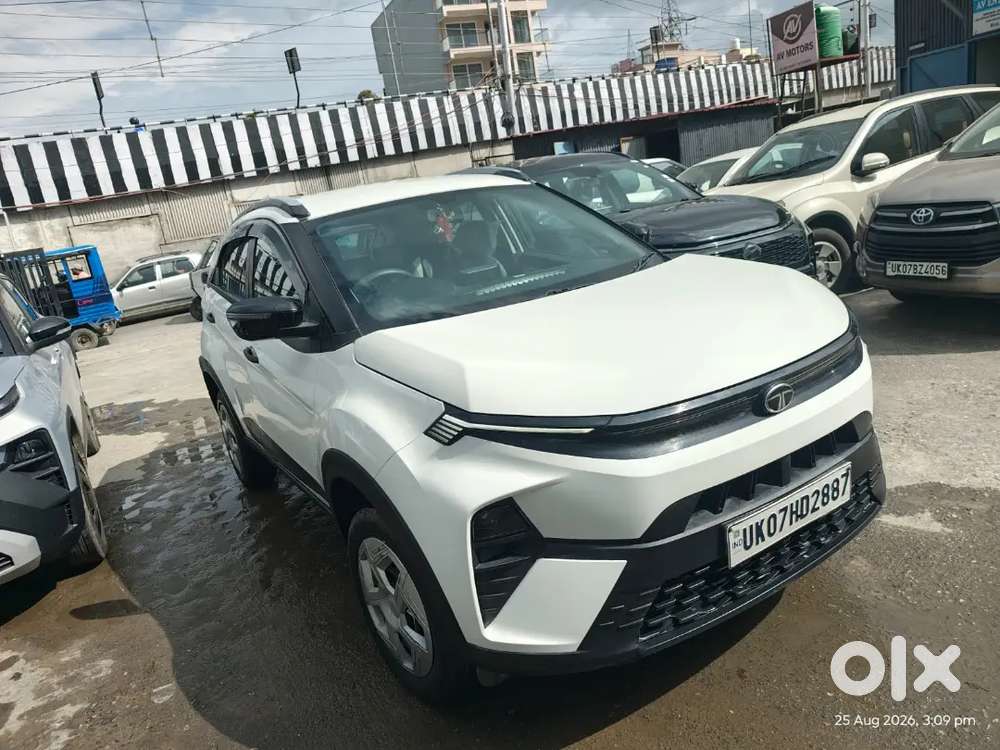 Tata Nexon Petrol 2024