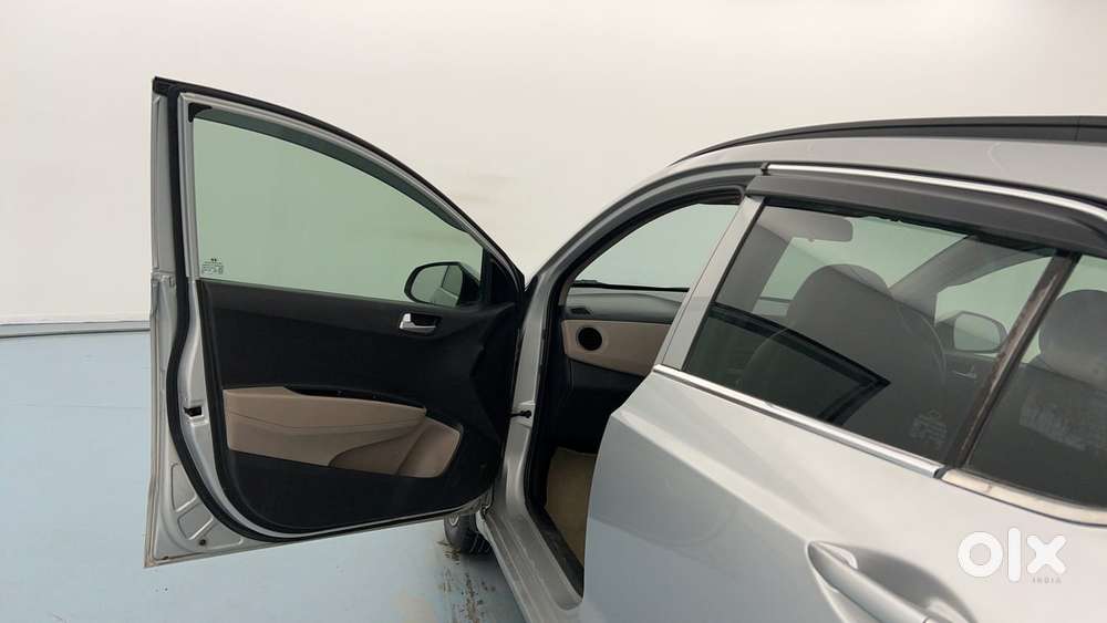 Hyundai Grand I10 1.2 Kappa Sportz Option At, 2017, Petrol