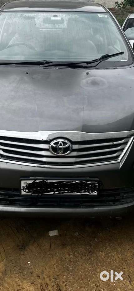 Toyota Innova 2012 Diesel Well Maintained