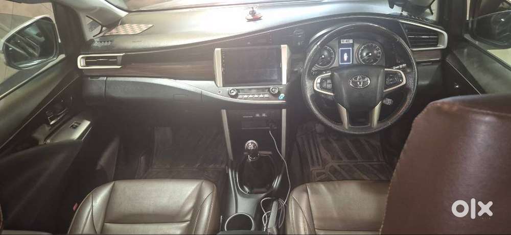 Toyota Innova Crysta 2019