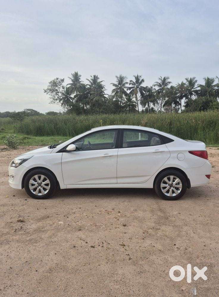 Hyundai Verna, 2015, Petrol