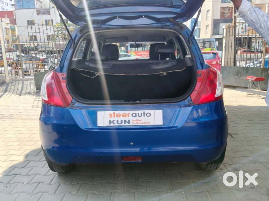 Maruti Suzuki Swift 2011-2014 Vxi, 2013, Petrol