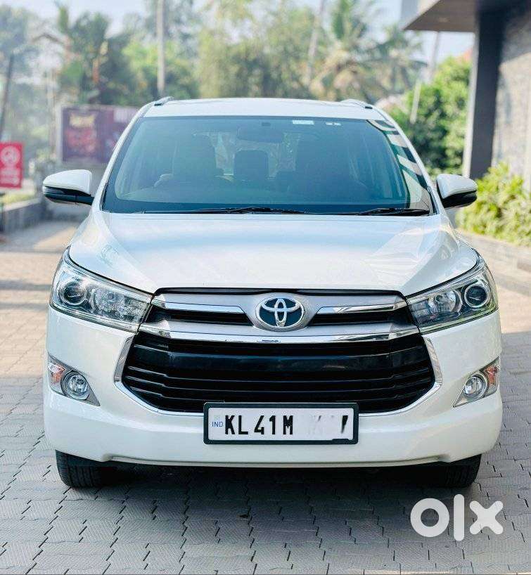 Toyota Innova Crysta 2.7 Vx Mt, 2017, Diesel