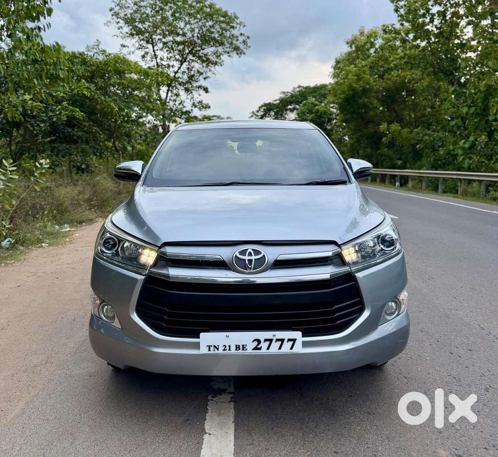 Toyota Innova Crysta 2.4 V 8 Str, 2017, Diesel