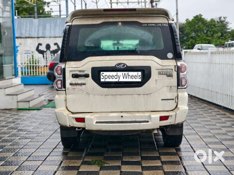Mahindra Scorpio S4, 2016, Diesel
