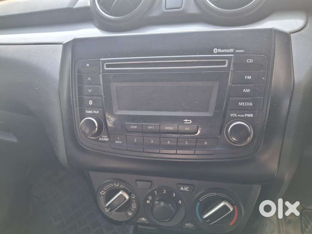 Maruti Suzuki Swift Vxi + Manual, 2018, Petrol