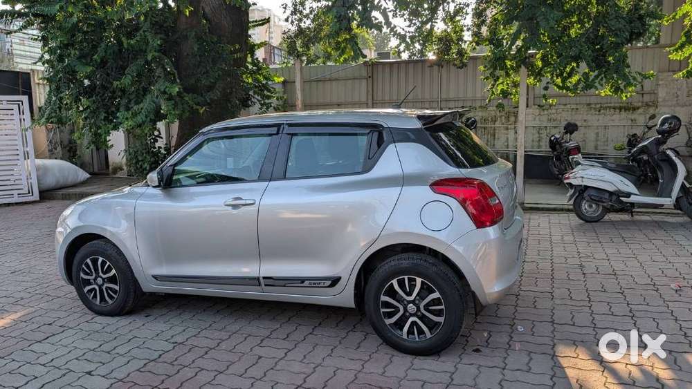 Maruti Suzuki Swift Vvt Vxi, 2021, Petrol