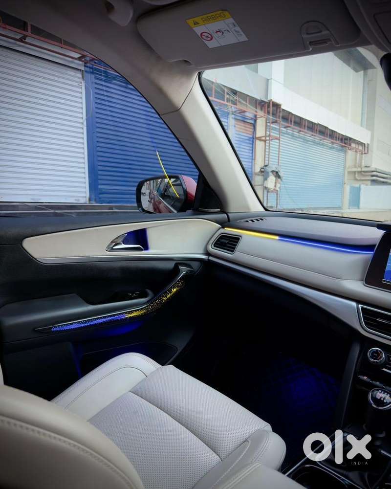 Mahindra Xuv700 2023 Diesel Well Maintained