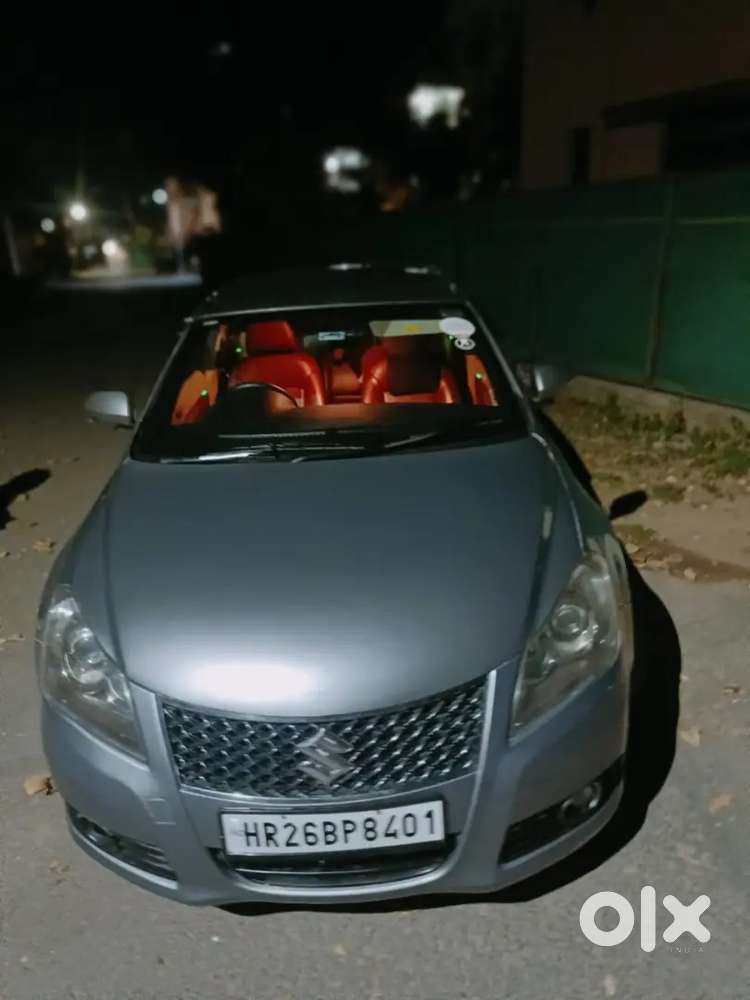 Maruti Suzuki Kizashi 2013 Petrol 80000 Km Driven