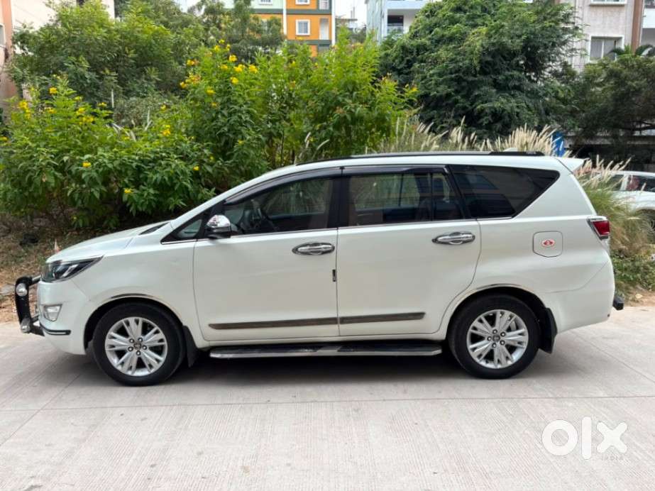 Toyota Innova Crysta 2.4 Z 7 Str, 2018, Diesel