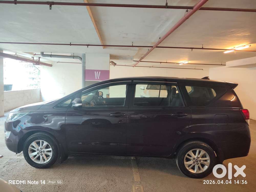 Toyota Innova Crysta 2.8 Gx At 8 Seater, 2017, Diesel