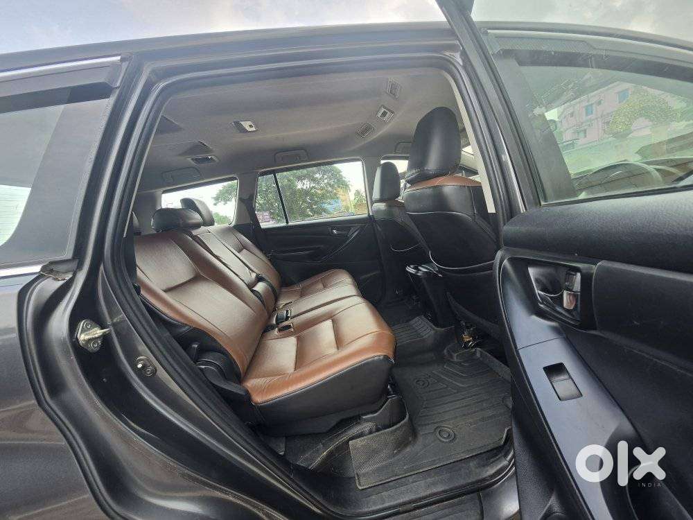Toyota Innova Crysta 2.4 G Mt 8s, 2019, Diesel